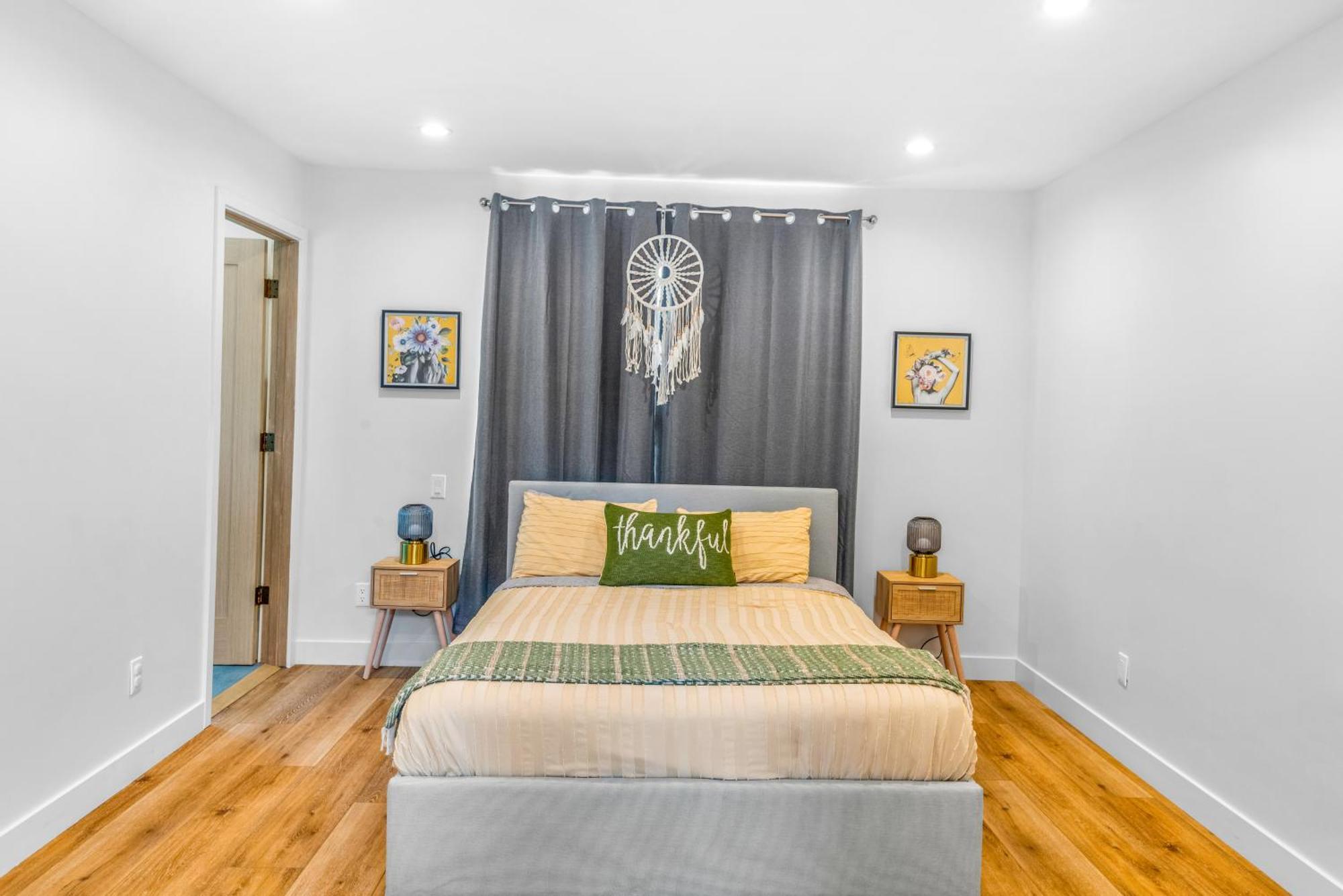 Luxurious Townhome W/3 Master Suites Gated Parking Лос-Анджелес Екстер'єр фото